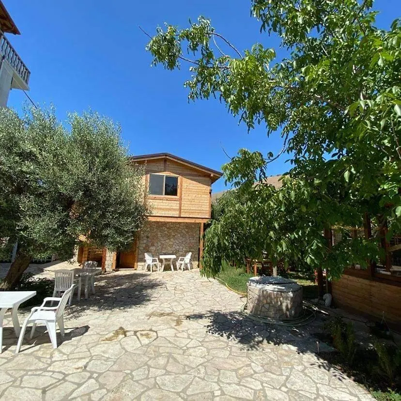 Irini'S Garden Hotel Qeparo Maison d'hôtes