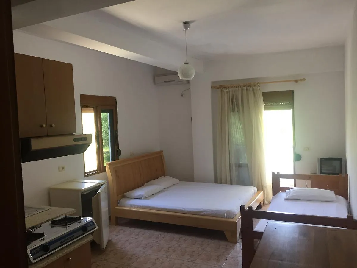 Irini'S Garden Hotel Qeparo Albanie