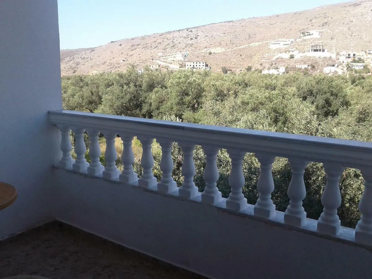Irini'S Garden Hotel Qeparo Maison d'hôtes
